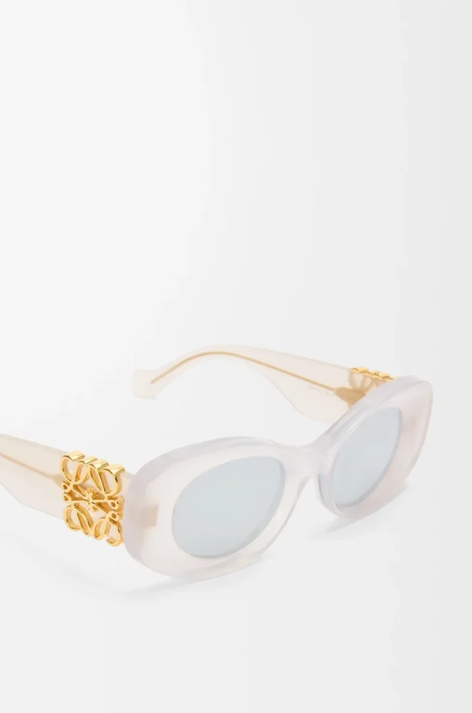 Abgeschrägte ovale Maxi Anagram Sonnenbrille Weiß