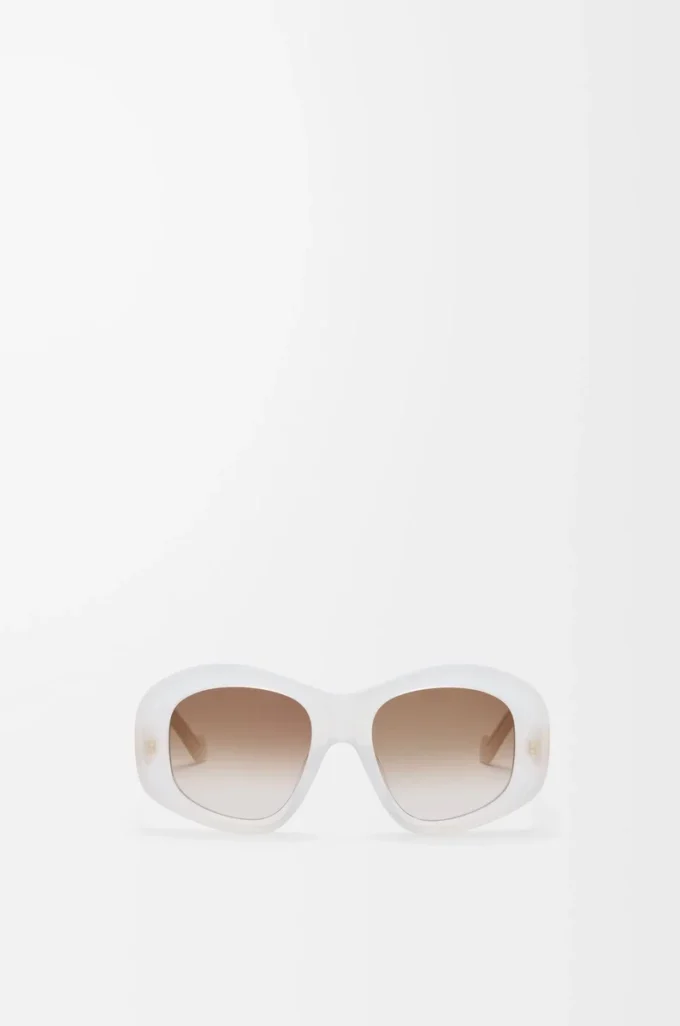 Abgeschrägte Pentagon-Sonnenbrille in Milch-Elfenbein