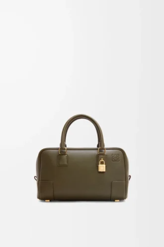 Amazona 23 Tasche aus Nappakalbsleder in Dark Khaki