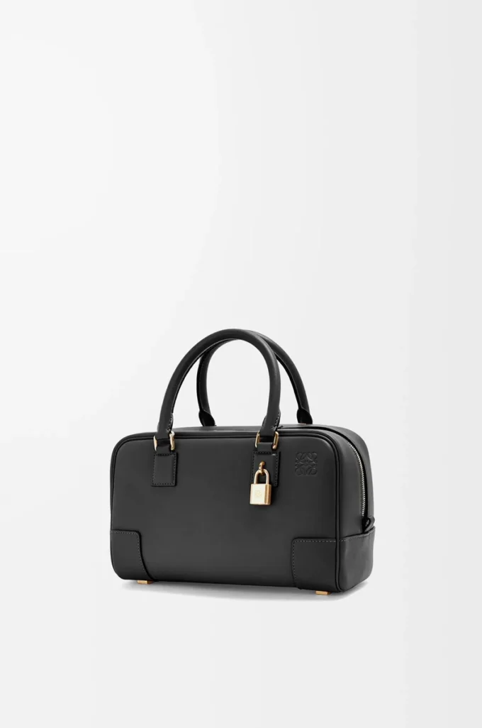 Amazona 23 Tasche aus Nappakalbsleder Schwarz