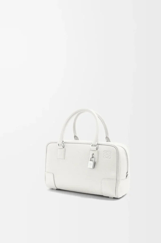 Amazona 23 Tasche aus weichem genarbtem Kalbsleder Soft White