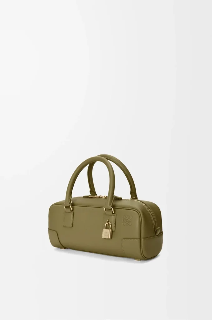 Amazona 23 verkürzte Tasche aus Nappakalbsleder Olive