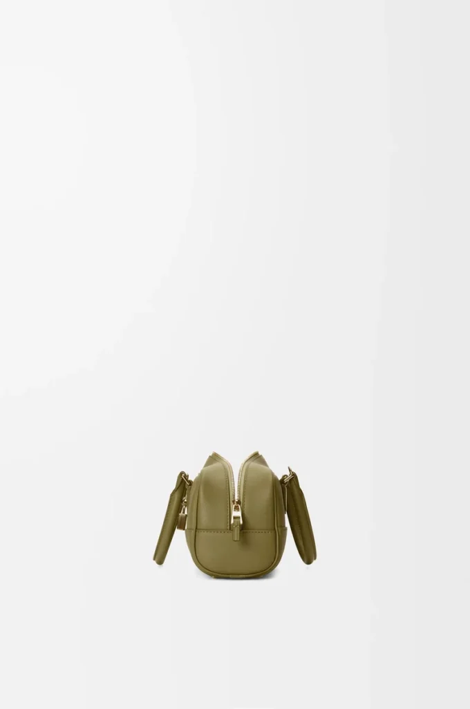 Amazona 23 verkürzte Tasche aus Nappakalbsleder Olive