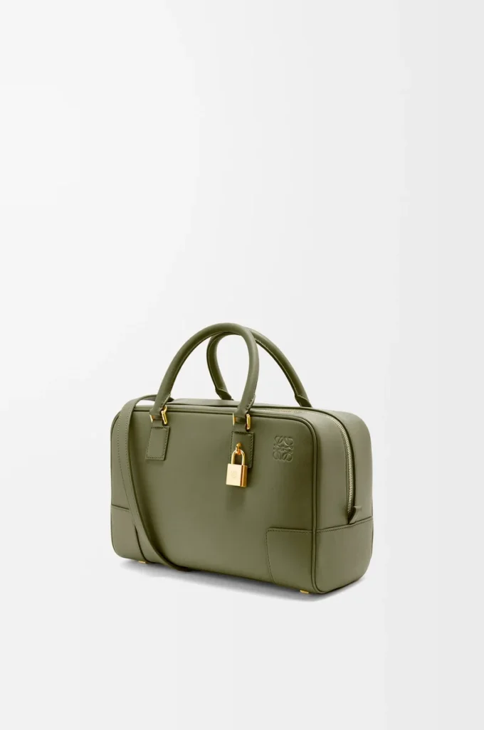 Amazona 28 Tasche aus Nappakalbsleder in Avocadogrün