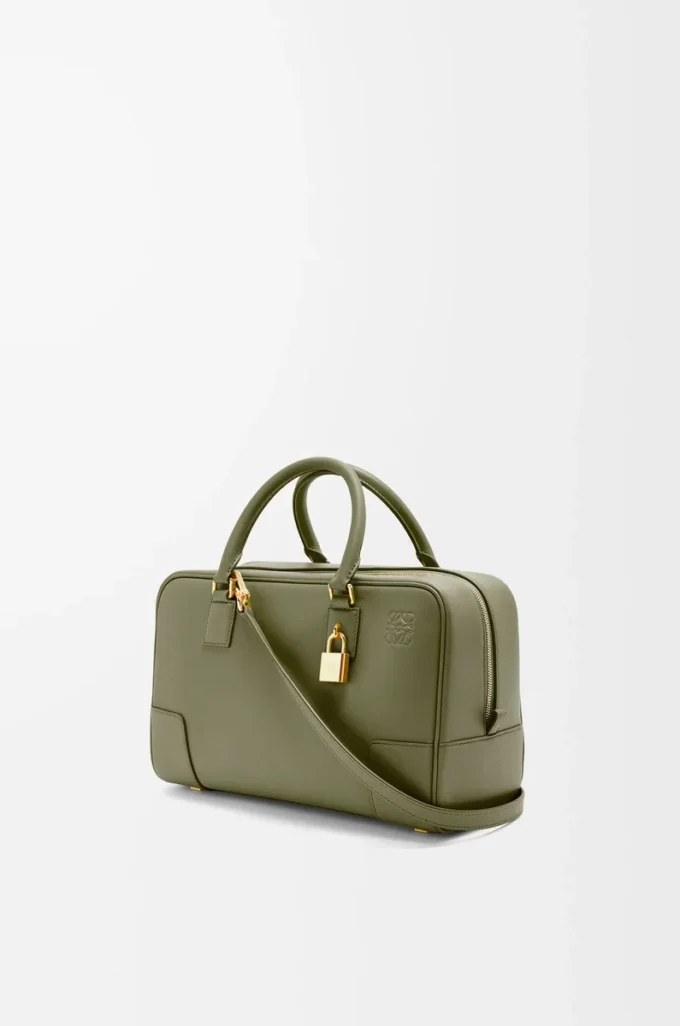 Amazona 28 Tasche aus Nappakalbsleder in Avocadogrün
