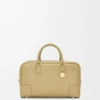 Amazona 28 Tasche aus Nappakalbsleder in Clay Green