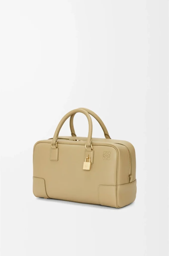 Amazona 28 Tasche aus Nappakalbsleder in Clay Green