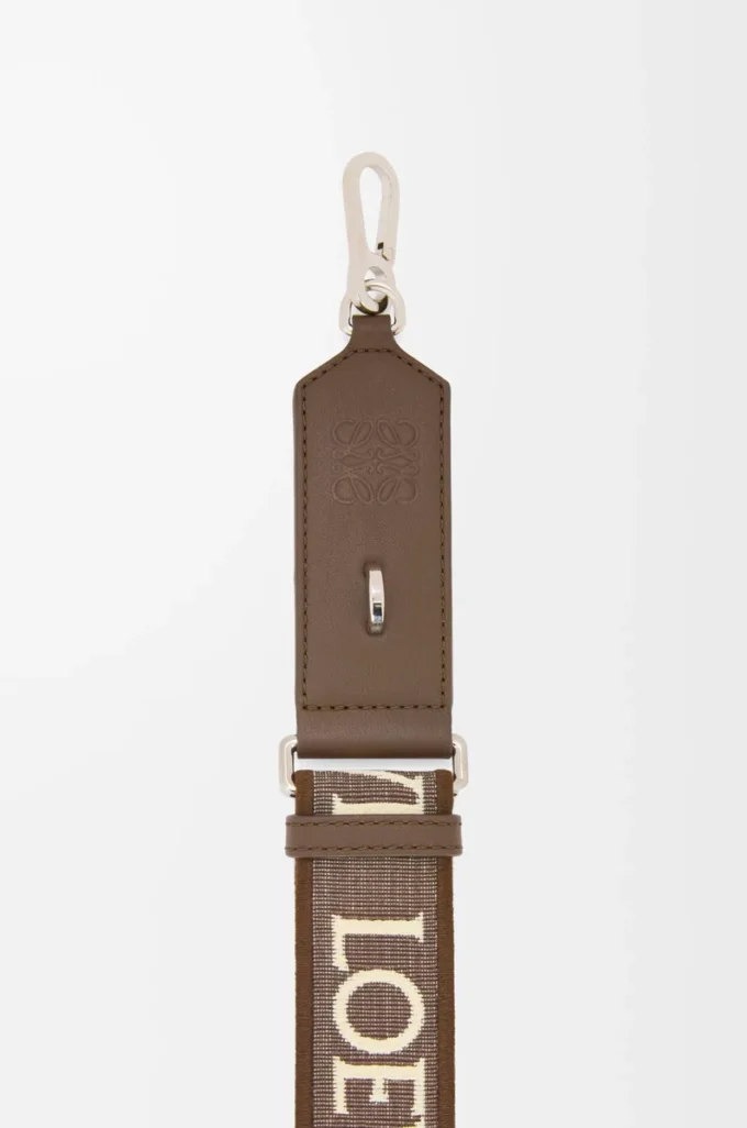 Anagram-Armband aus Jacquard und Kalbsleder in Dark Cigar