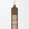 Anagram-Armband aus Jacquard und Kalbsleder in Dark Cigar