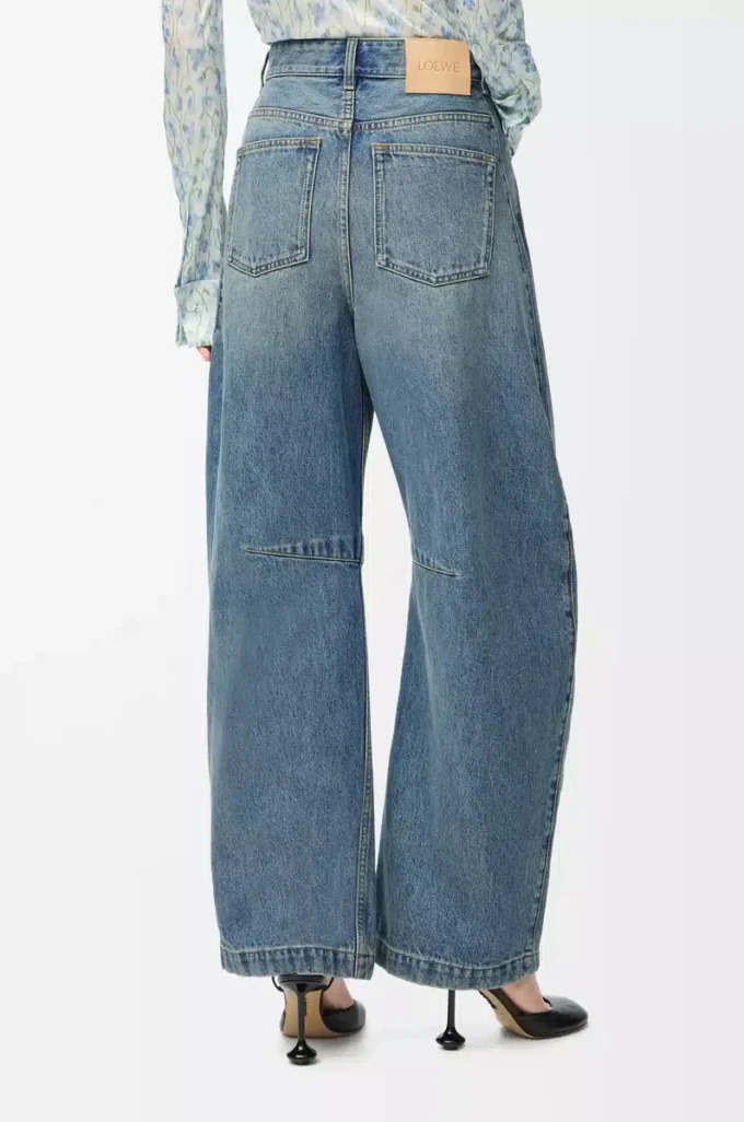 Anagram-Barrel-Jeans aus Denim Gewaschener Denim