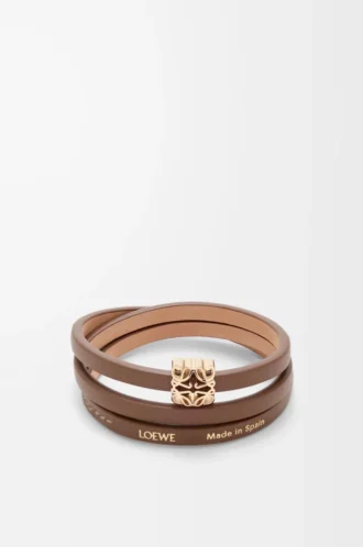 Anagram Bombé Twist-Armband aus Kalbsleder in Kakao