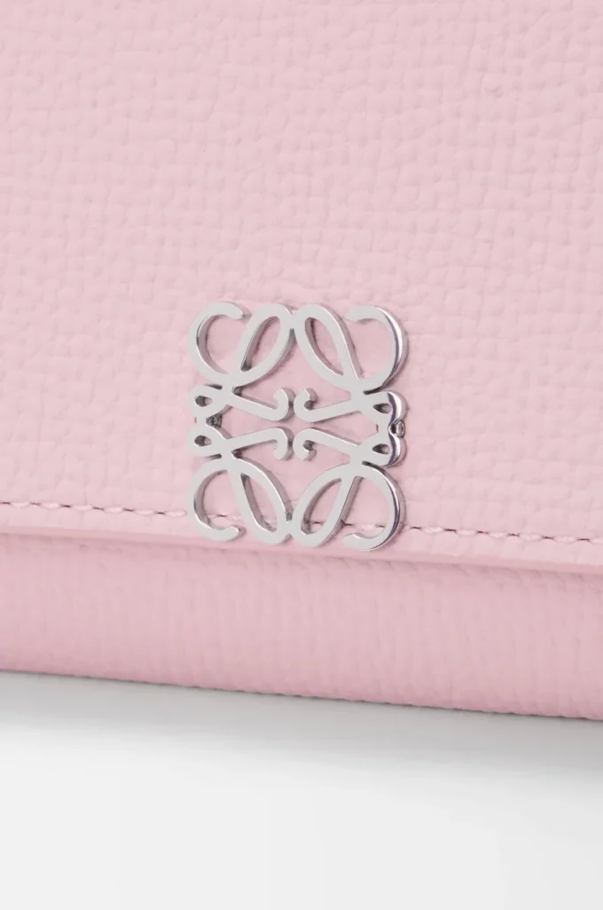 Anagram Continental-Brieftasche aus genarbtem Kalbsleder Blossom