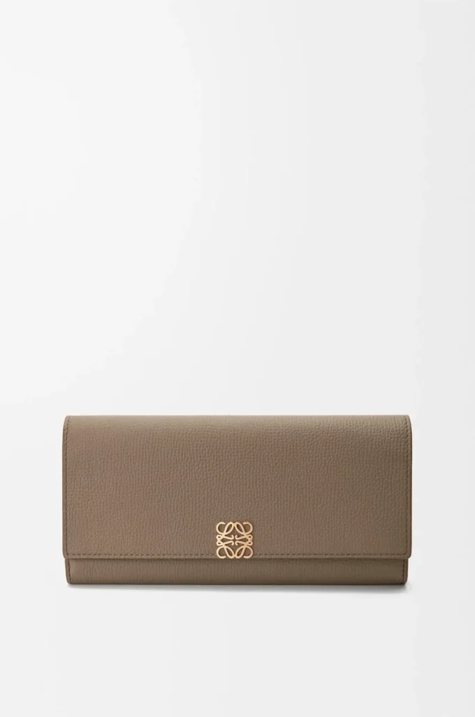 Anagram Continental-Brieftasche aus pebble-genarbtem Kalbsleder Taupe