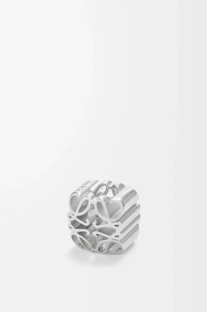 ANAGRAM DICE aus Messing, silberfarben