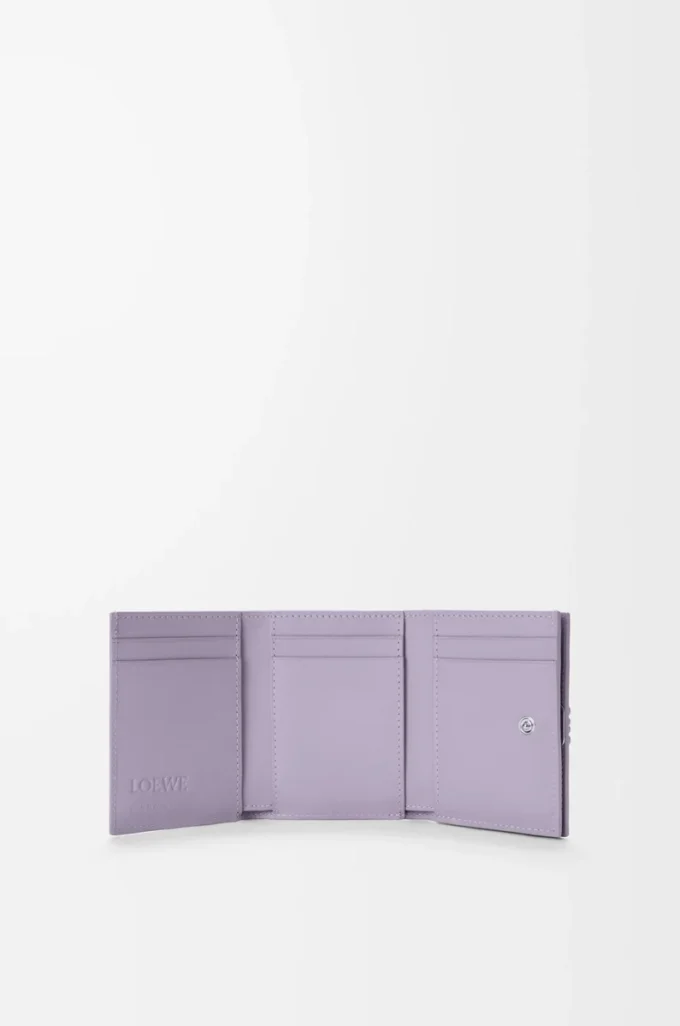 Anagram Dreifach-Geldbörse aus genarbtem Kalbsleder in Dirty Mauve