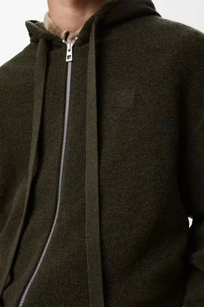 Anagram-Hoodie mit Reißverschluss aus Wolle in Khaki-Grün
