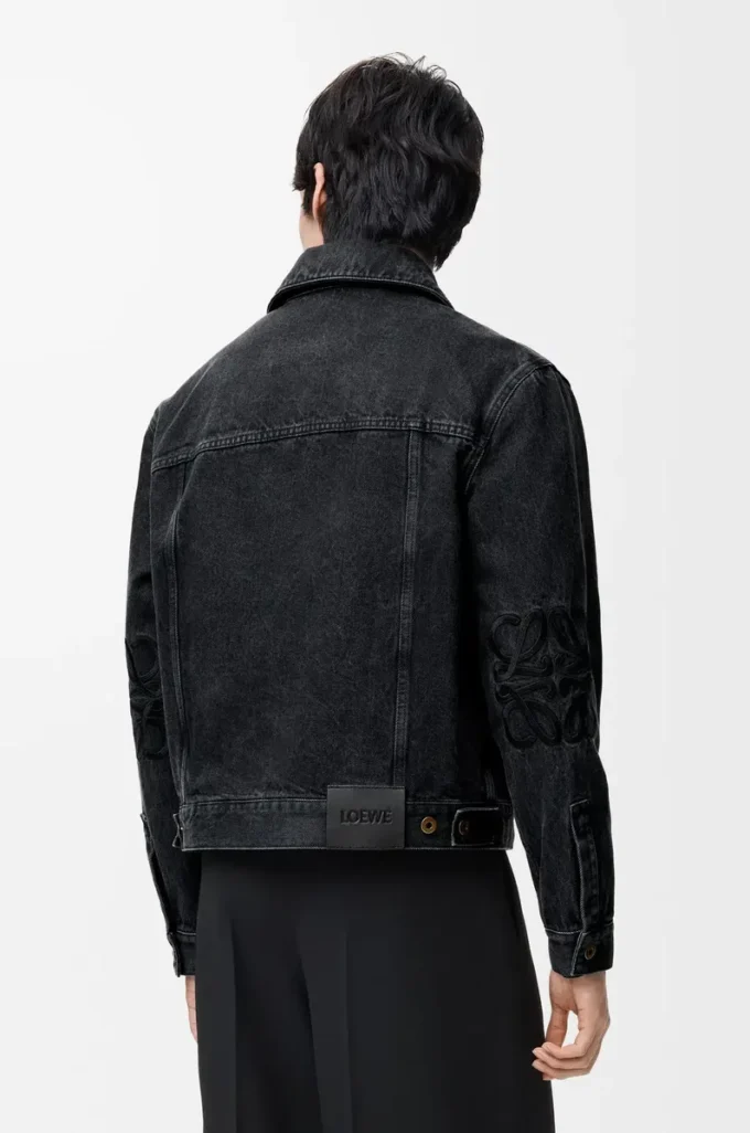 Anagram-Jacke aus Denim in Schwarz
