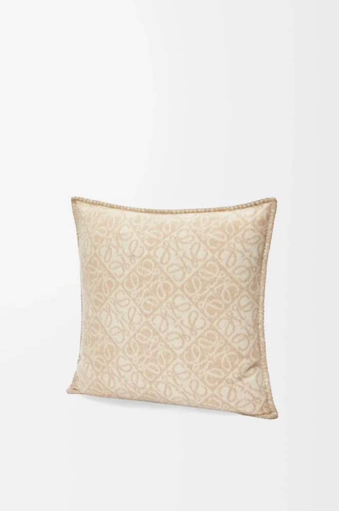Anagram-Kissen aus Wolle und Kaschmir Beige