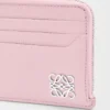 Anagram quadratischer Münz-Kartenhalter aus genarbtem Kalbsleder in Blossom