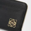 Anagram quadratischer Münz- und Kartenhalter aus genarbtem Kalbsleder Black/Gold