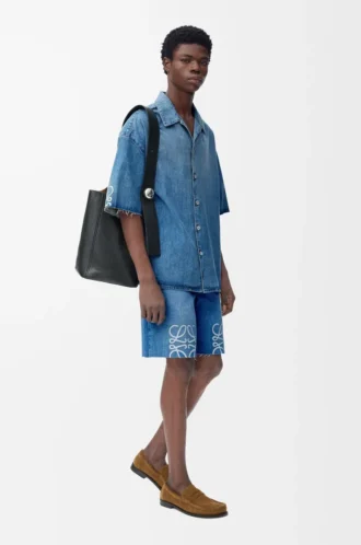 Anagram-Shorts aus Denim Gewaschener Denim