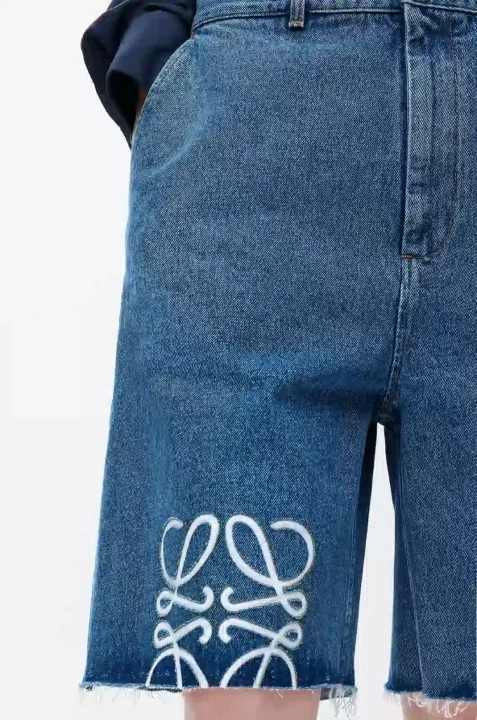 Anagram-Shorts aus Denim Jeansblau