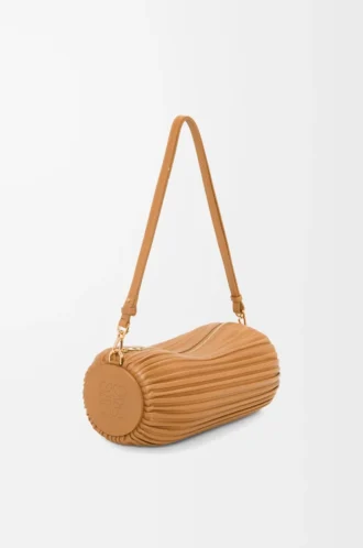Armbandtasche aus plissiertem Nappalammleder Warm Desert