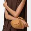 Armbandtasche aus plissiertem Nappalammleder Warm Desert