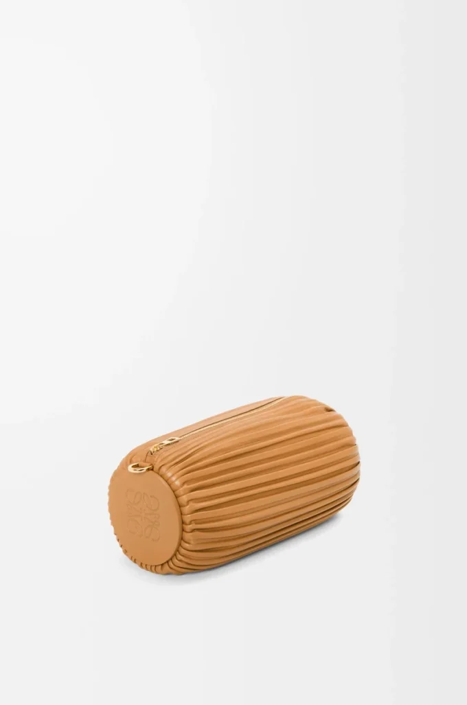 Armbandtasche aus plissiertem Nappalammleder Warm Desert