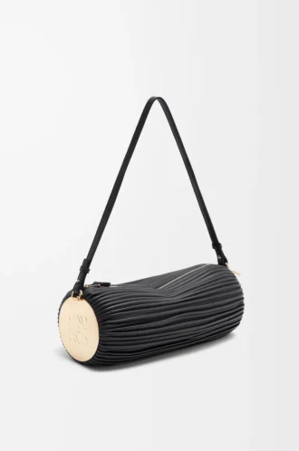 Armbandtasche aus plissiertem Nappaleder in Schwarz