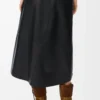 Asymmetrischer Rock aus Satin-Nappa-Lammleder Schwarz