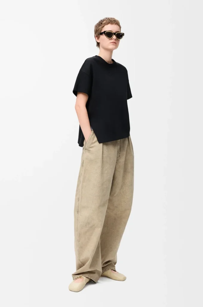 Asymmetrisches T-Shirt aus Baumwollmischung Schwarz