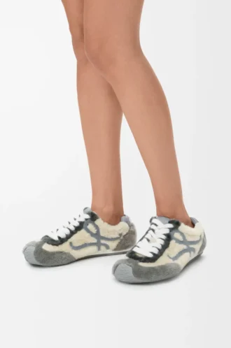 Ballet Runner 2.0 aus Lammfell Grau Multitone
