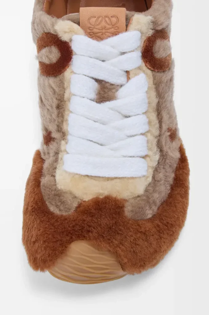 Ballet Runner 2.0 aus Lammfell in Tan Multitone