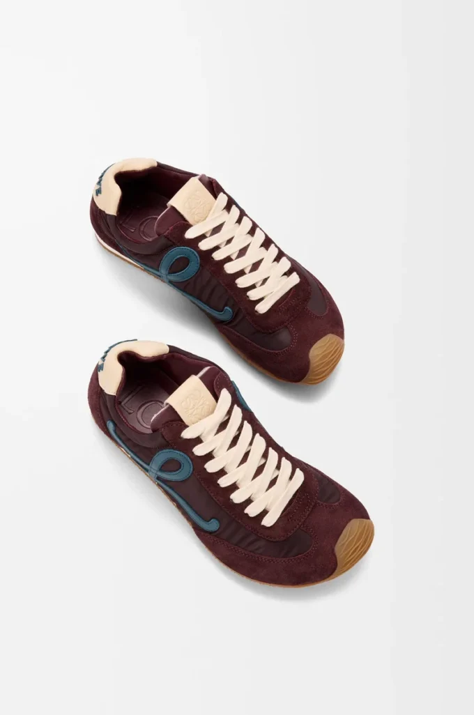 Ballet Runner 2.0 aus Nylon und Kalbsleder Burgunderrot/Entenblau/Teigfarben