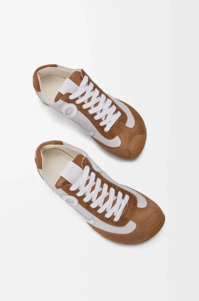 Ballet Runner 2.0 aus Nylon und Kalbsleder Grau/Weiß/Hellbraun