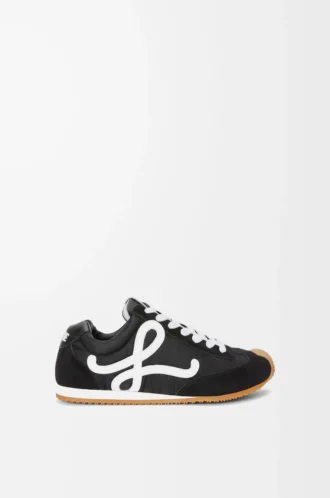Ballet Runner 2.0 aus Nylon und Kalbsleder Schwarz/Weiß