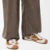 Ballet Runner 2.0 aus Wildleder und Lammfell Tan/Weiß