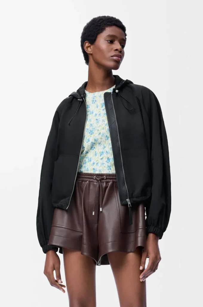 Ballonjacke aus Cupro-Mischgewebe Schwarz