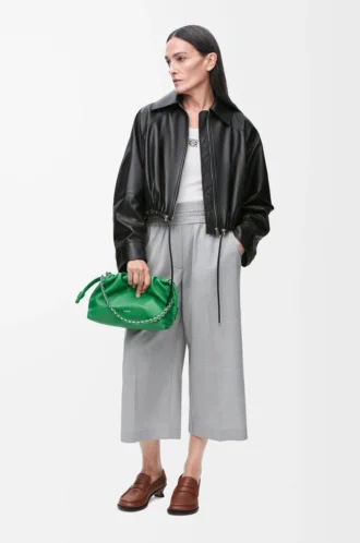 Ballonjacke aus schwarzem Nappalammleder