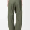Barrel-Hose aus Baumwolle und Seide in Khaki-Grün