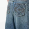 Barrel-Jeans aus Denim Washed Denim