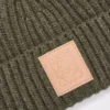 Beanie aus Kaschmir in Dunkelkhaki
