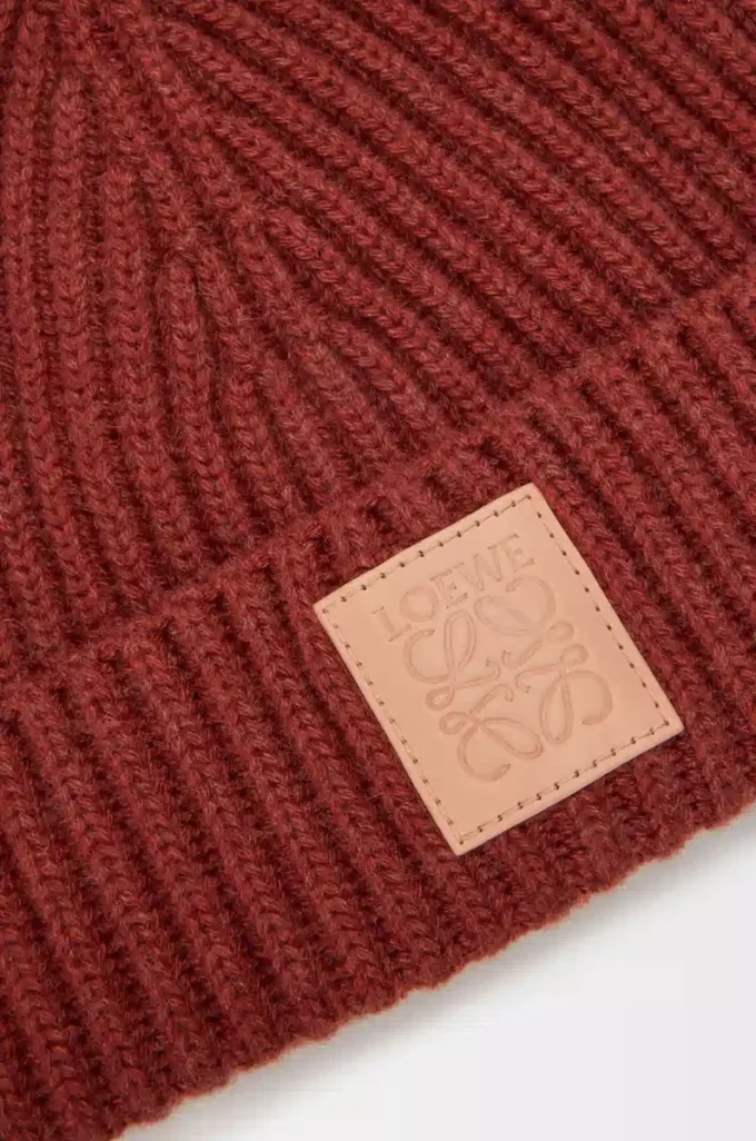 Beanie aus Kaschmir in Mahagoni