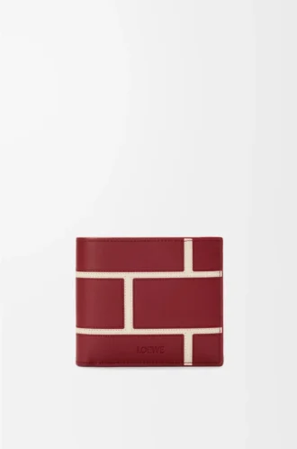 Bifold-Brieftasche aus klassischem Kalbsleder in Burnt Red