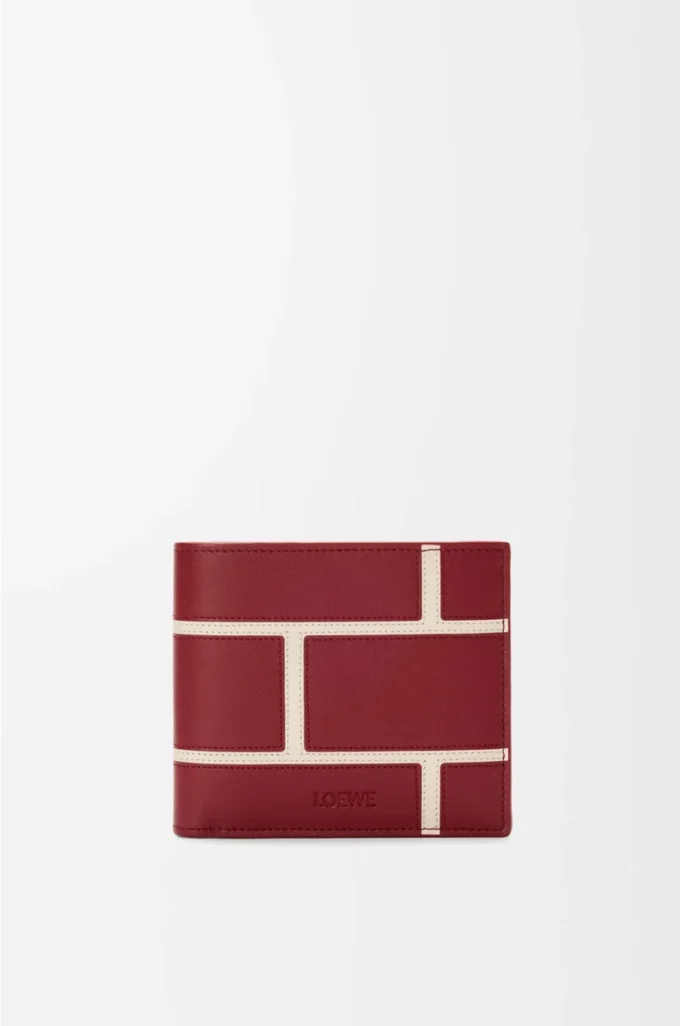 Bifold-Brieftasche aus klassischem Kalbsleder in Burnt Red