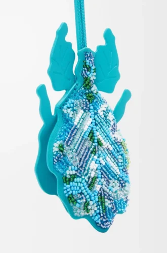 Blattinsekten-Schlüsselanhänger aus genähtem Leder in Deep Turquoise