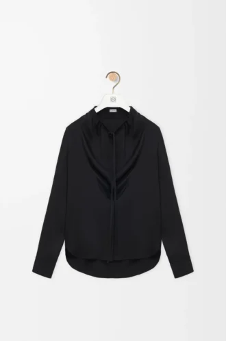 Bluse aus Seide in Schwarz