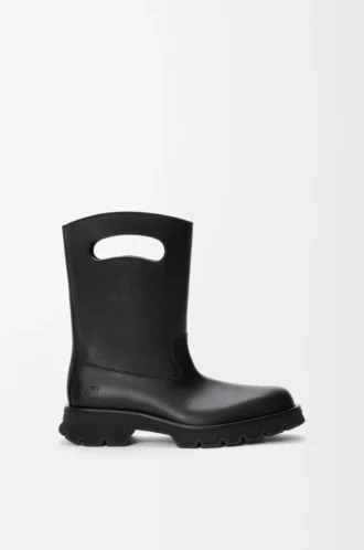 Bobby-Stiefel aus genarbtem, pflanzlich gegerbtem Kalbsleder Schwarz