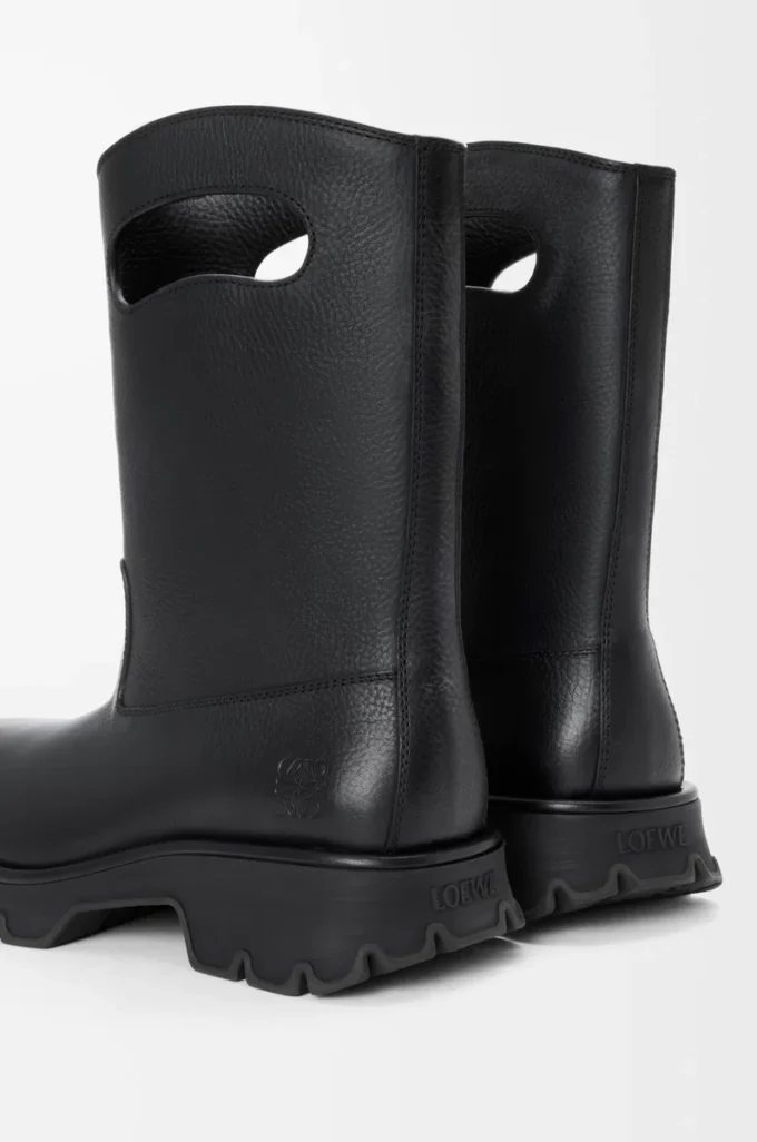 Bobby-Stiefel aus genarbtem, pflanzlich gegerbtem Kalbsleder Schwarz
